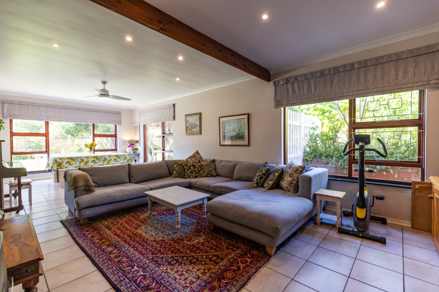 4 Bedroom Property for Sale in Summerstrand Eastern Cape
